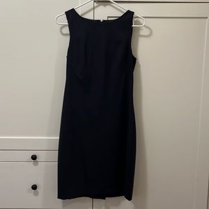 Theory Size 6 Navy blue sheath dress